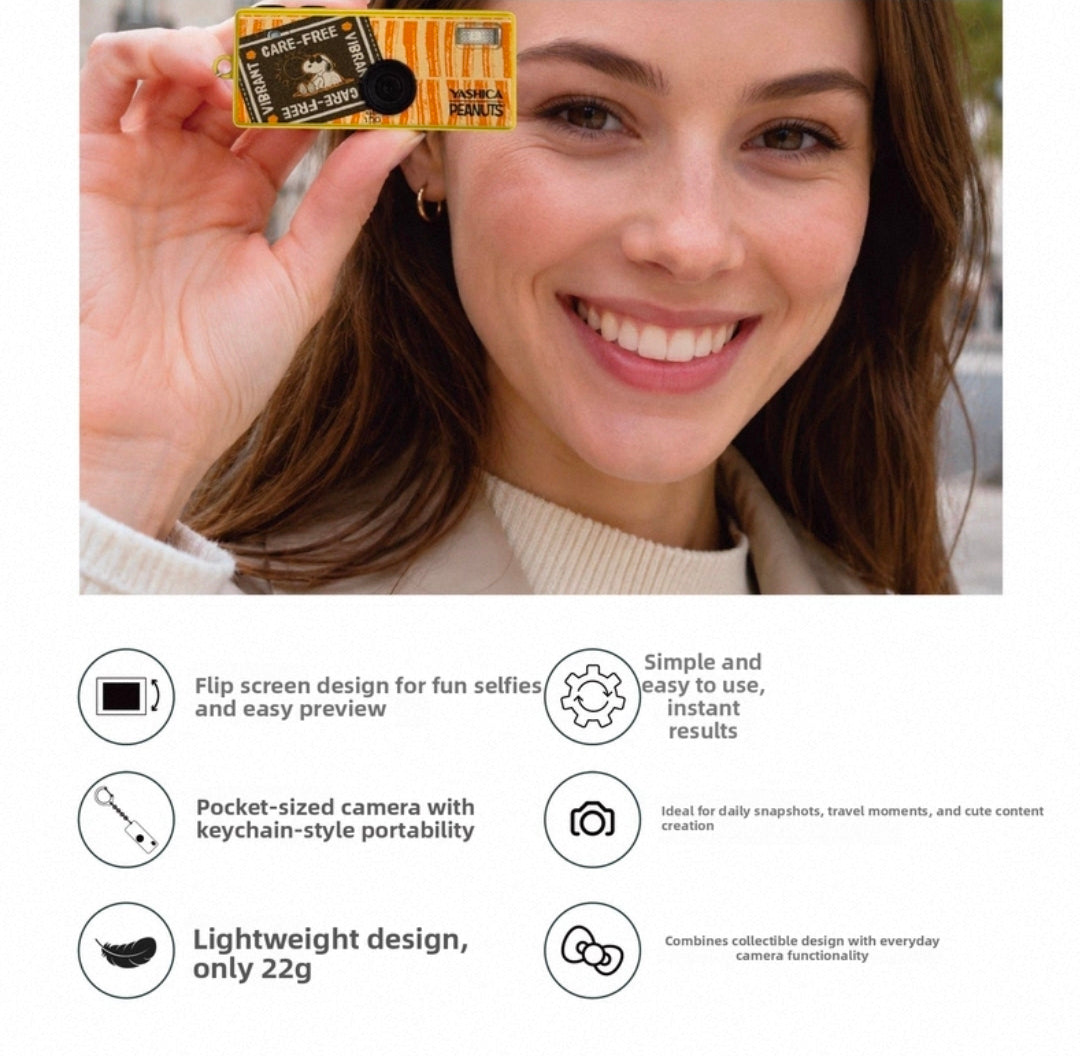Yashica Funtastic Keychain Collaboration Mini digital Camera + 16 Gb memory + Card reader
