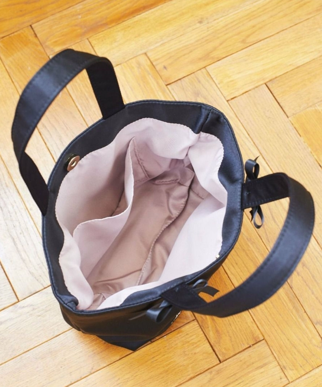 Maison de FLEUR Cat Embroidered Canvas Tote Bag